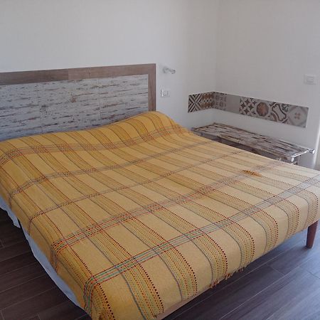 Buenavistasurfmed Panzió Itri Kültér fotó